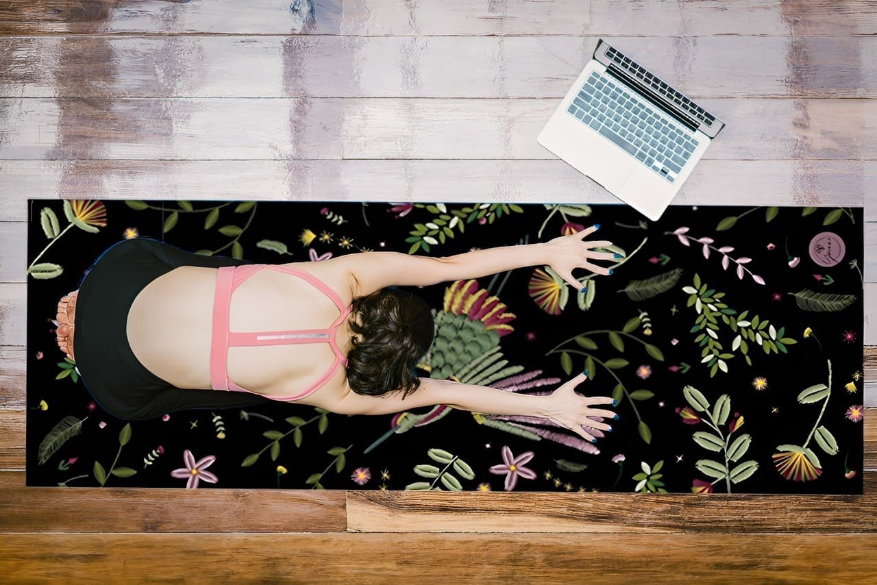 Thảm yoga siêu bám