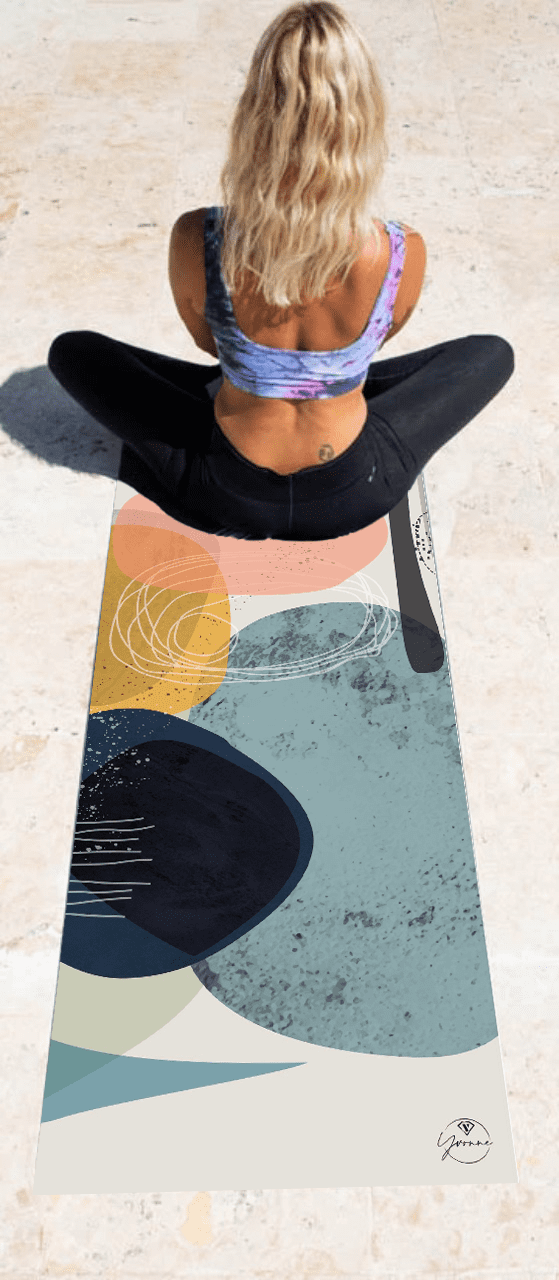Thảm yoga treo tường