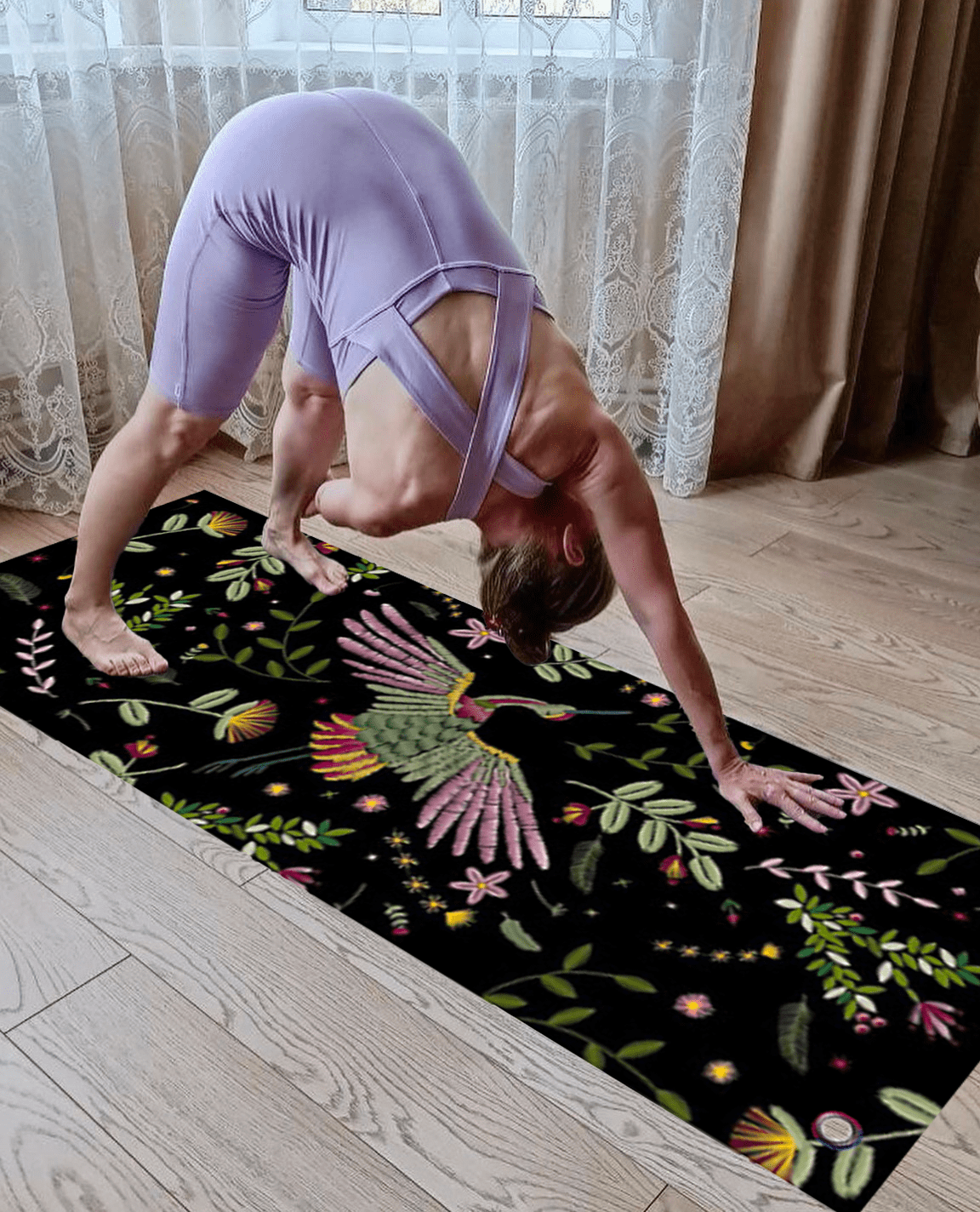 Thảm yoga treo tường