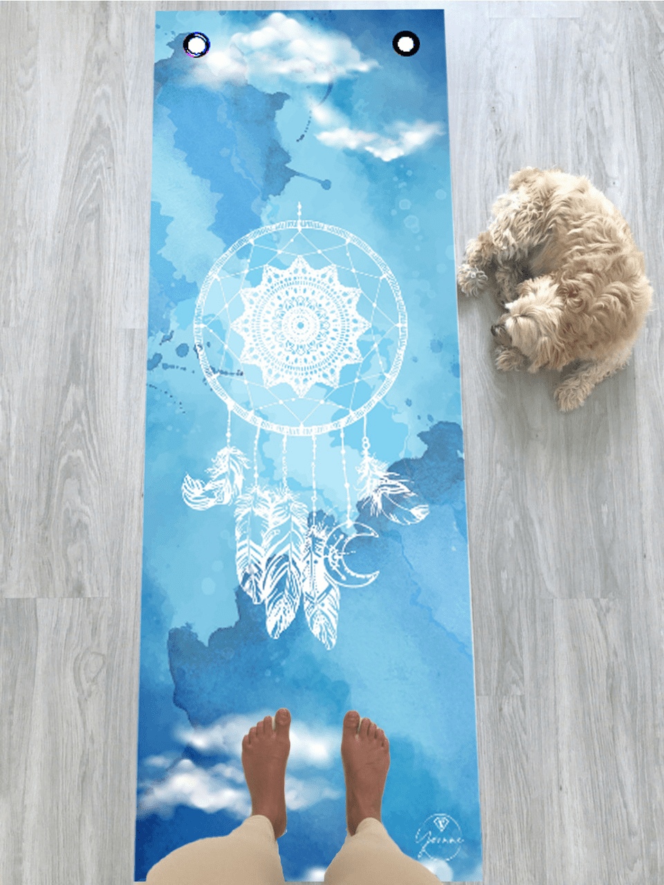 Thảm yoga treo tường