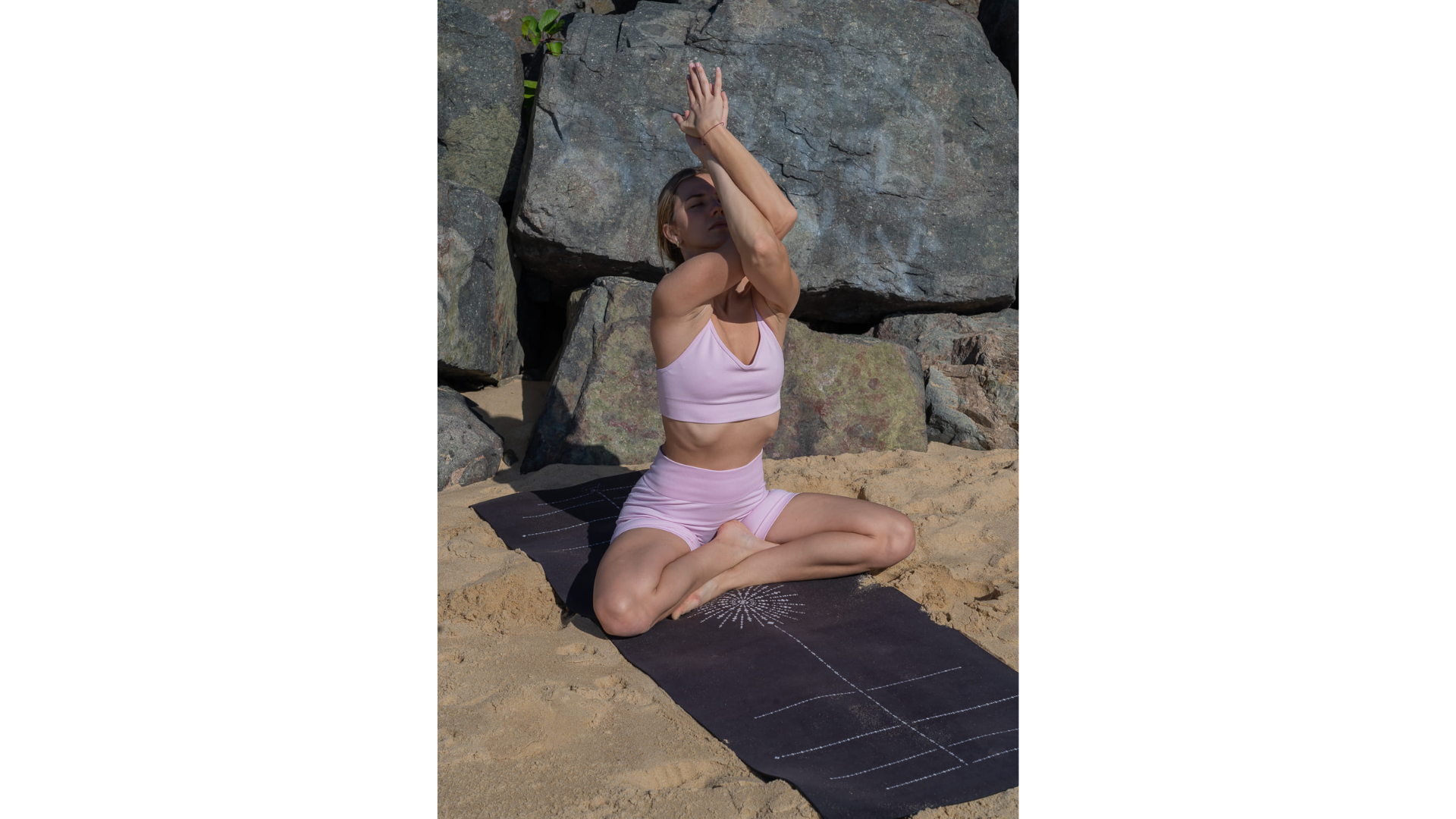 Thảm yoga pole star black 6mm giúp bạn bảo vệ khớp tối ưu